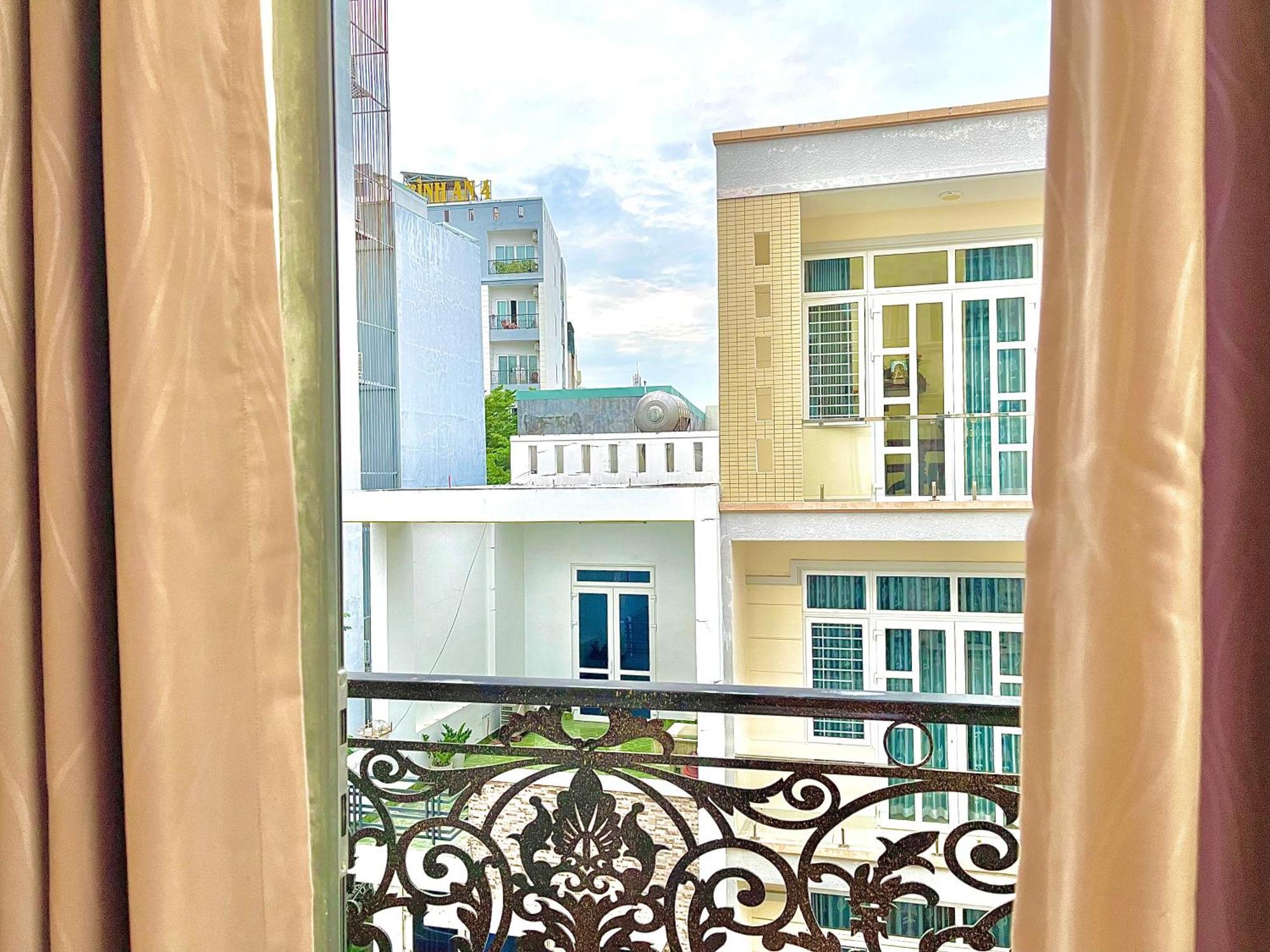 Helen Hotel & Apartment Вунгтау Экстерьер фото