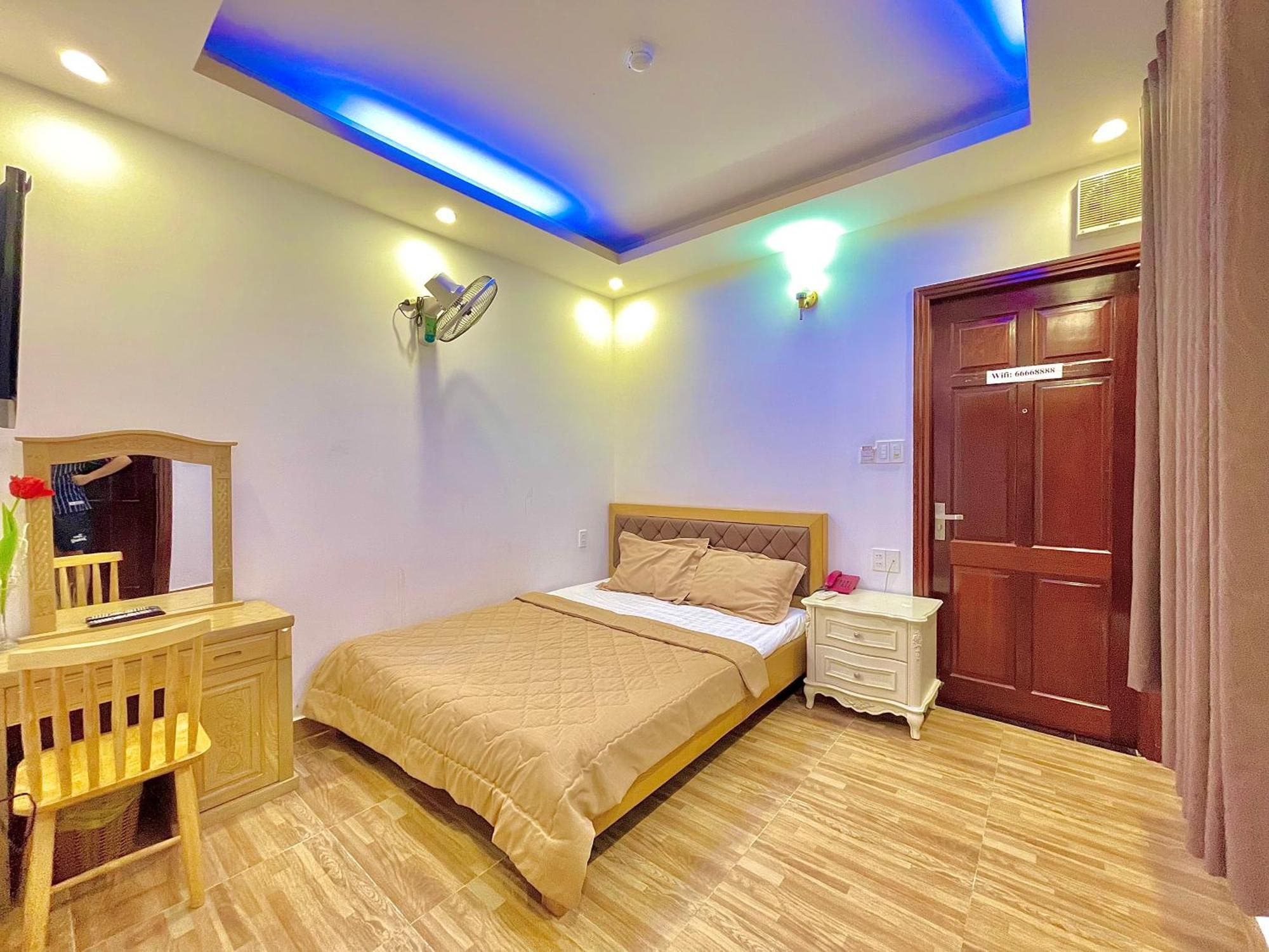 Helen Hotel & Apartment Вунгтау Экстерьер фото