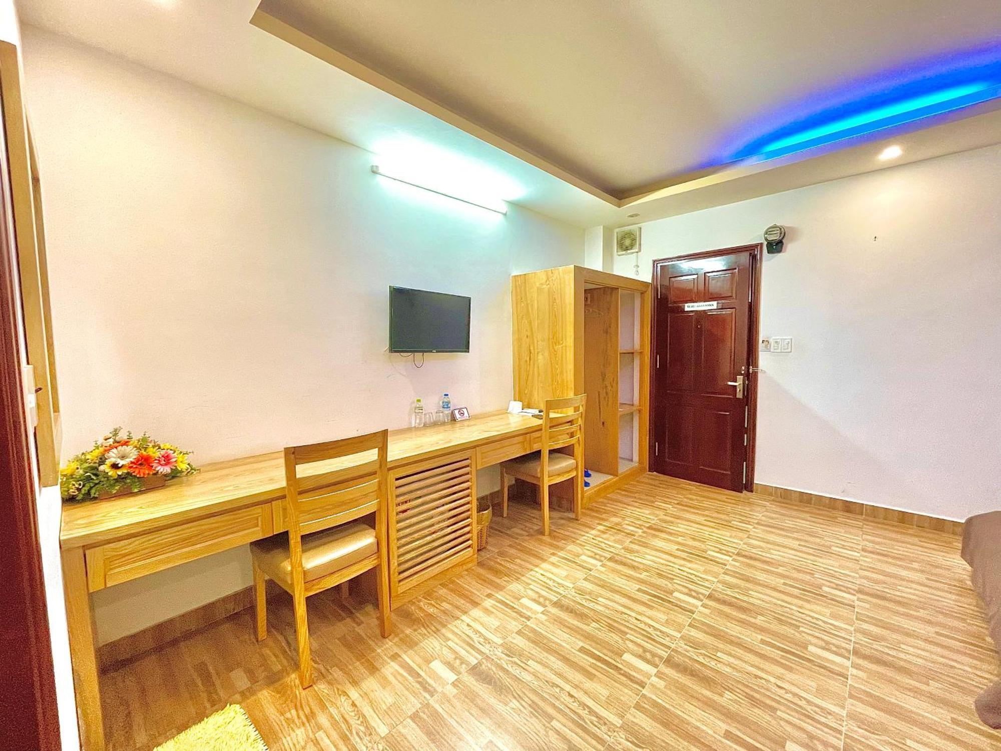 Helen Hotel & Apartment Вунгтау Экстерьер фото